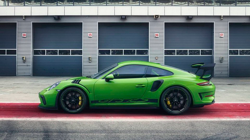 Illustration for article titled The 2018 Porsche 911 GT3 RS Now Gets 520 HP From Its Naturally Aspirated Flat Six